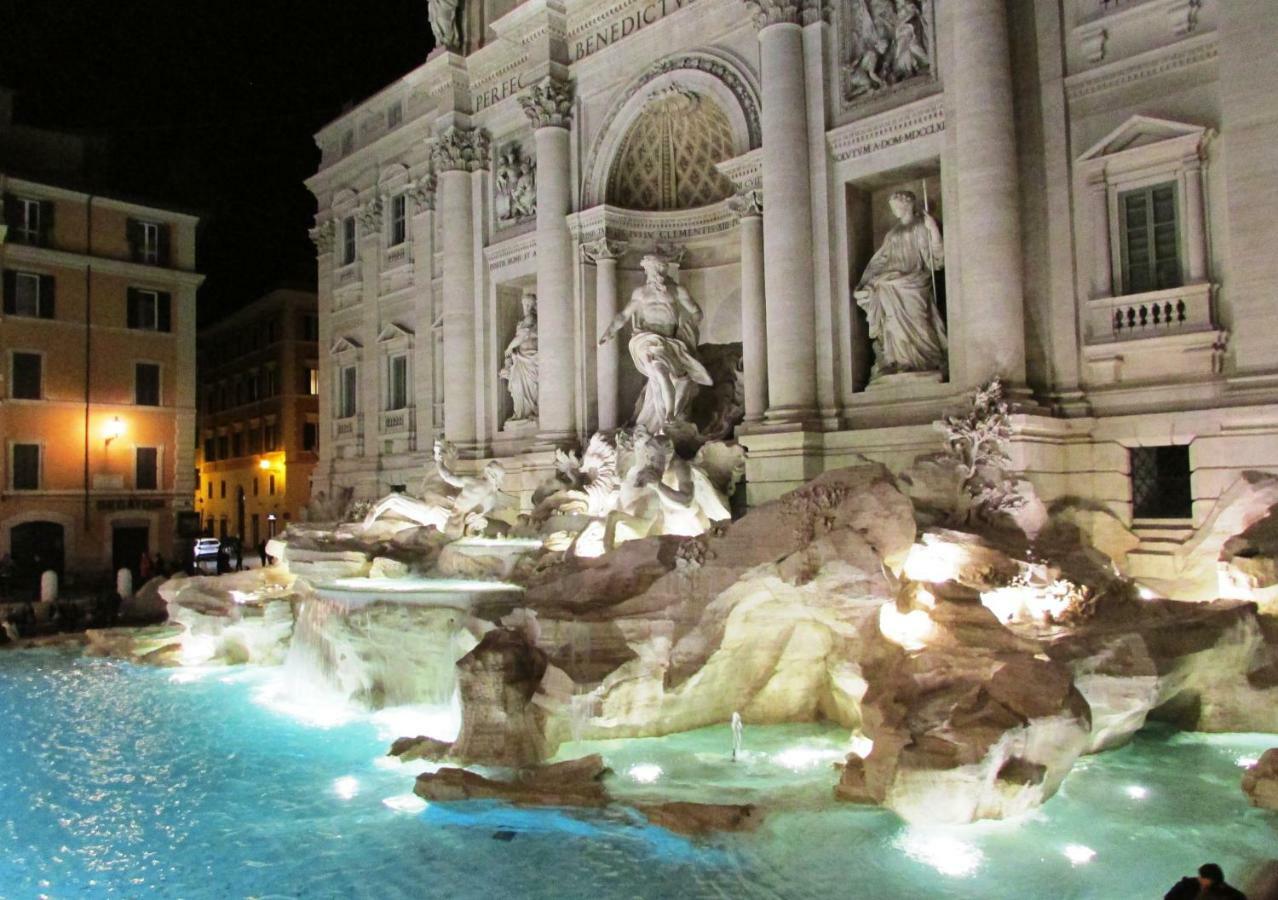 Fontana Di Trevi - Central Apartment In ローマ エクステリア 写真